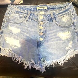 Refugee high rise cut off shorts size 4